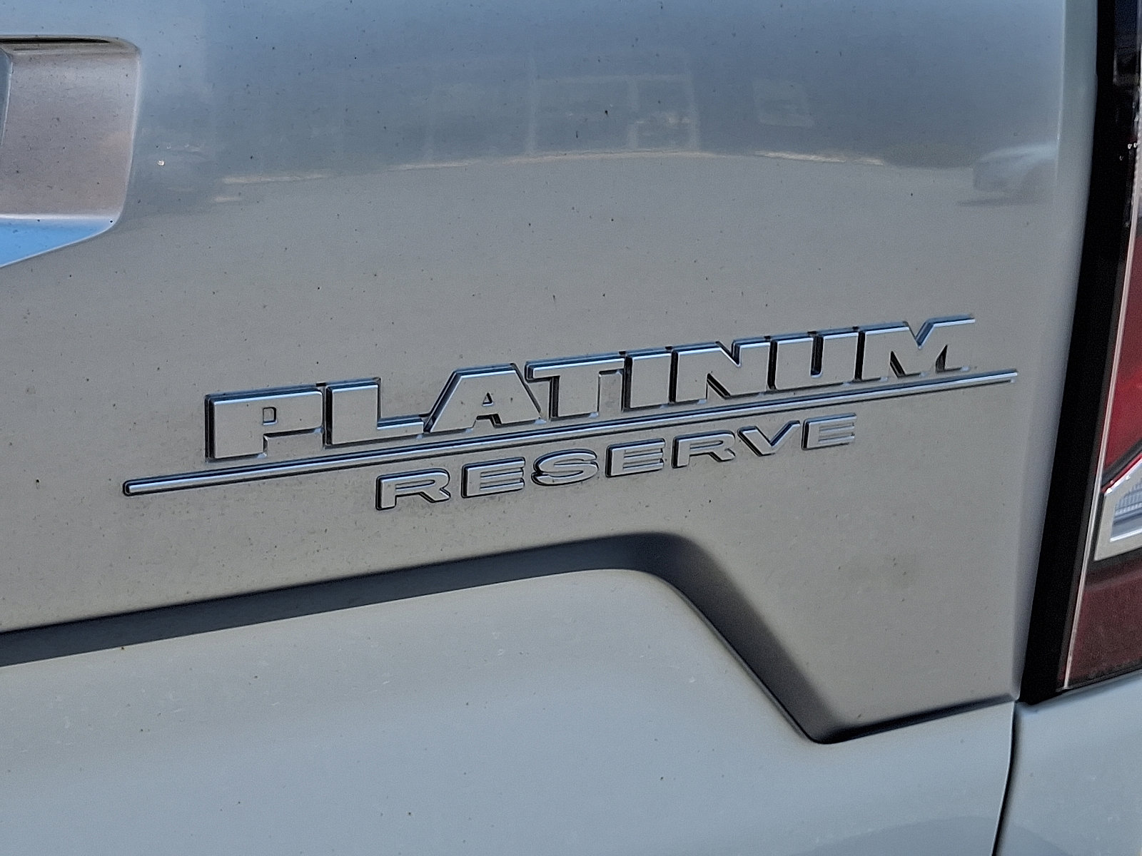 Used 2024 Nissan Titan Platinum Reserve w/ Moonroof Package image 31