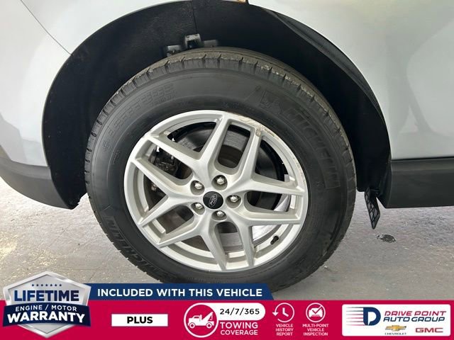 Used 2024 Ford Edge SEL image 11