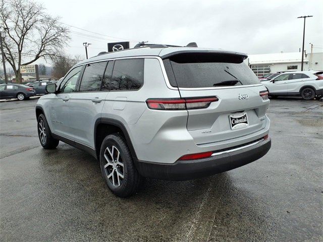 Used 2023 Jeep Grand Cherokee L Limited w/ Trailer Tow Group (B) image 7