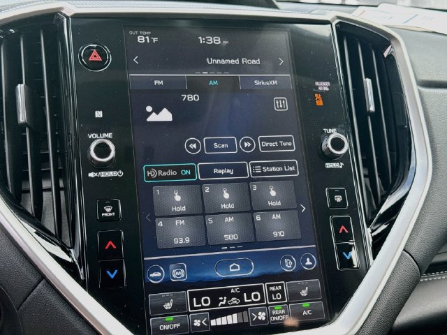 Used 2025 Subaru Ascent Limited AWD/4WD image 17