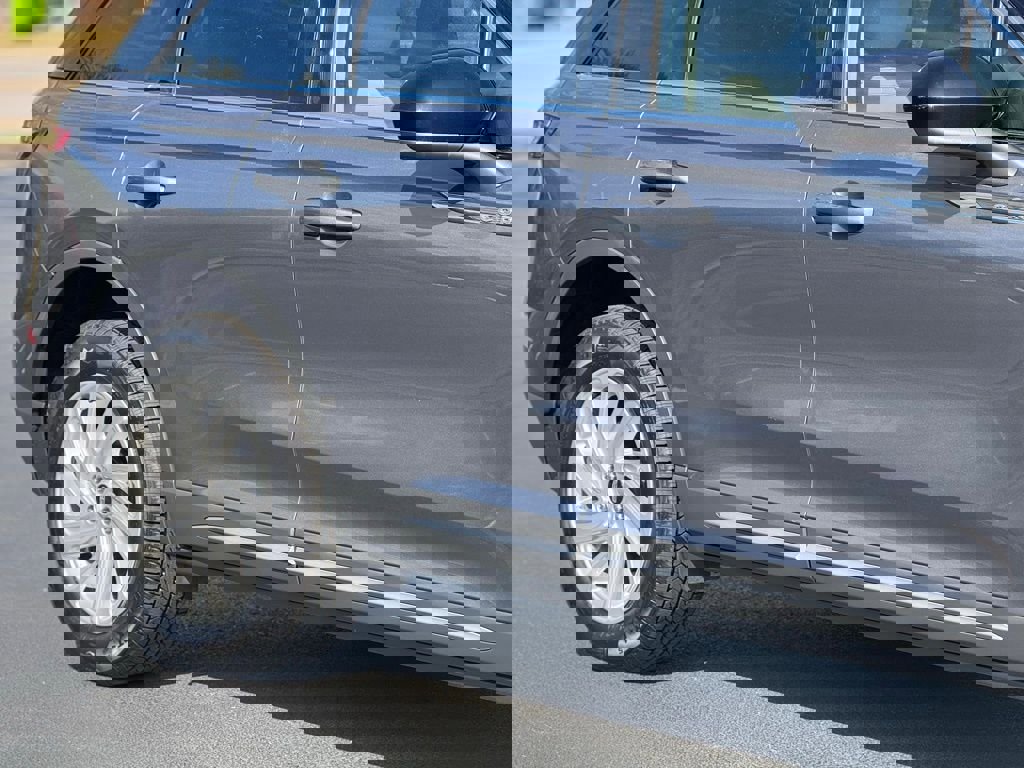 Used 2022 Lincoln Corsair FWD image 9