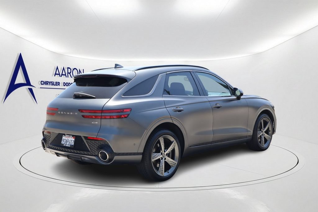 Used 2023 Genesis GV70 2.5T w/ Sport Prestige Package AWD/4WD image 4