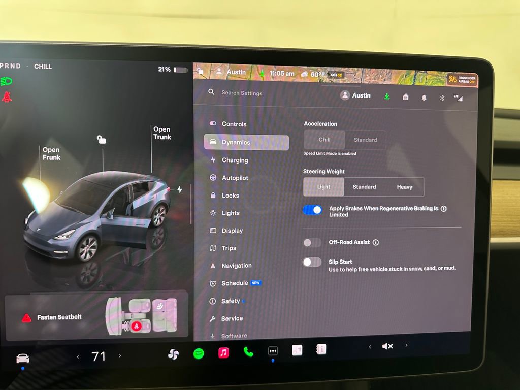 Used 2024 Tesla Model Y Long Range AWD/4WD image 32