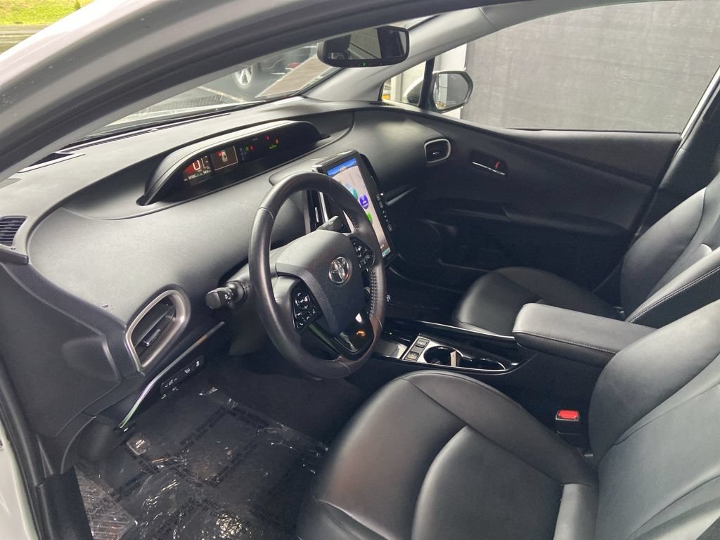 Used 2022 Toyota Prius Prime Limited FWD image 31