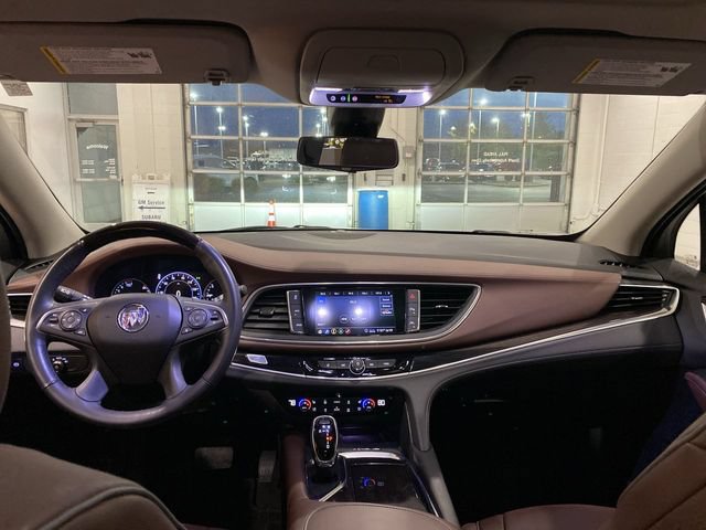 Used 2020 Buick Enclave Avenir w/ Avenir Technology Package AWD/4WD image 13