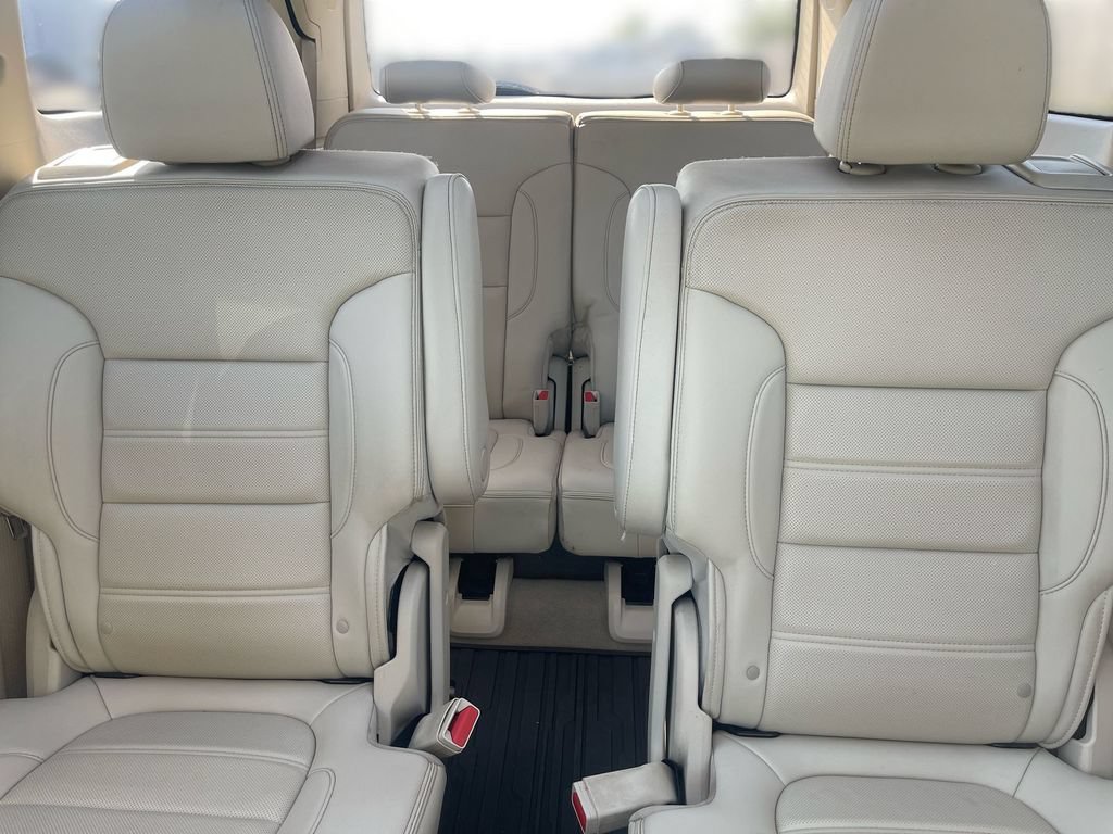 Used 2021 GMC Acadia Denali FWD image 25
