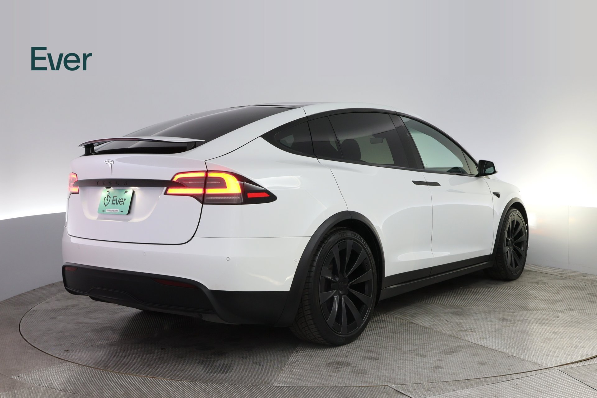 Used 2023 Tesla Model X AWD/4WD image 3
