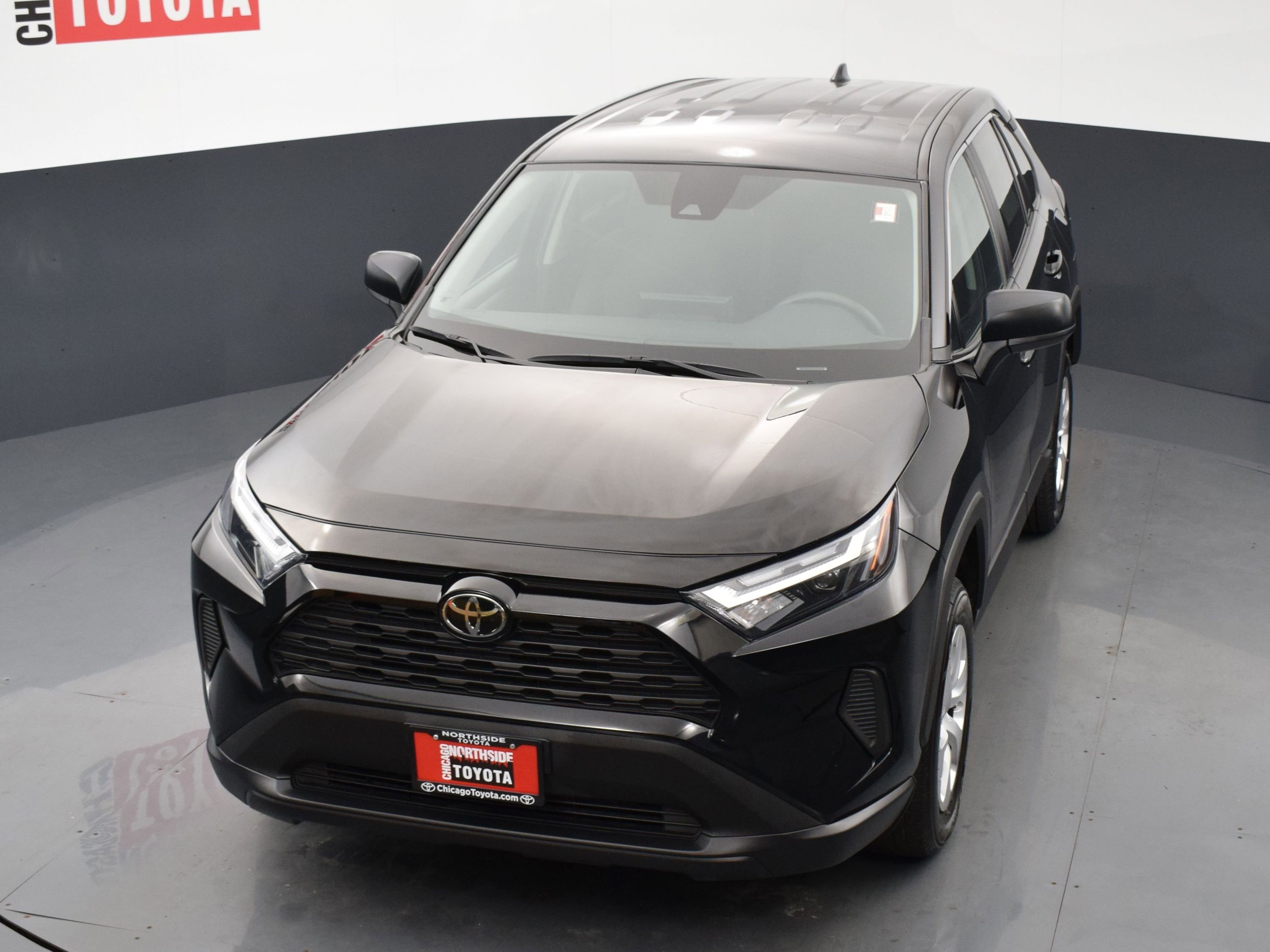 Used 2024 Toyota RAV4 LE AWD/4WD image 22