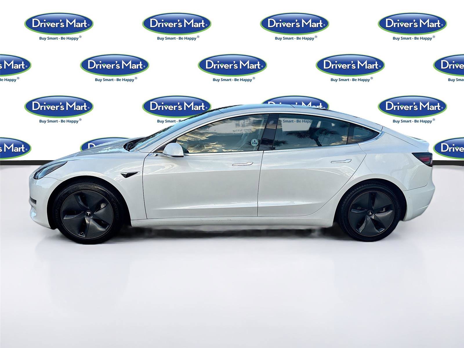 Used 2020 Tesla Model 3 Standard Range image 5