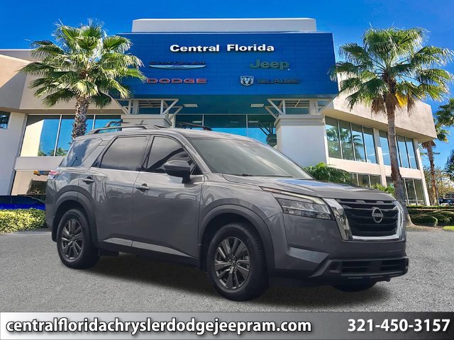 Used 2022 Nissan Pathfinder SV