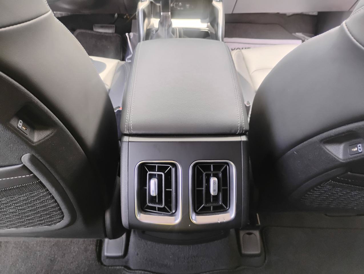 Used 2024 Kia Sorento S w/ Panoramic Sunroof Package FWD image 47