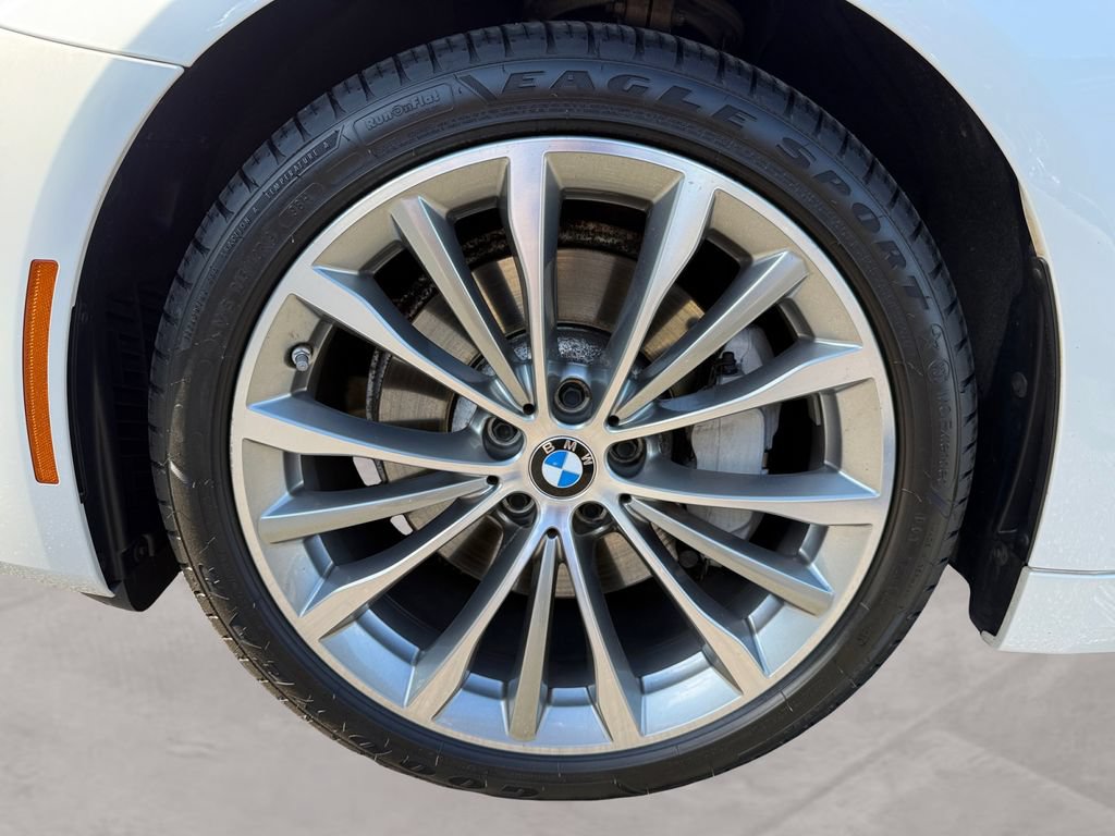 Certified 2023 BMW 530i xDrive w/ Convenience Package AWD/4WD image 14