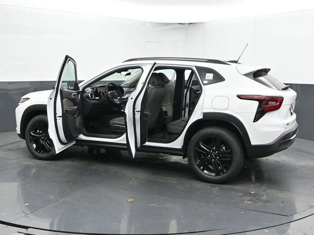 New 2026 Chevrolet Trax ACTIV FWD image 52