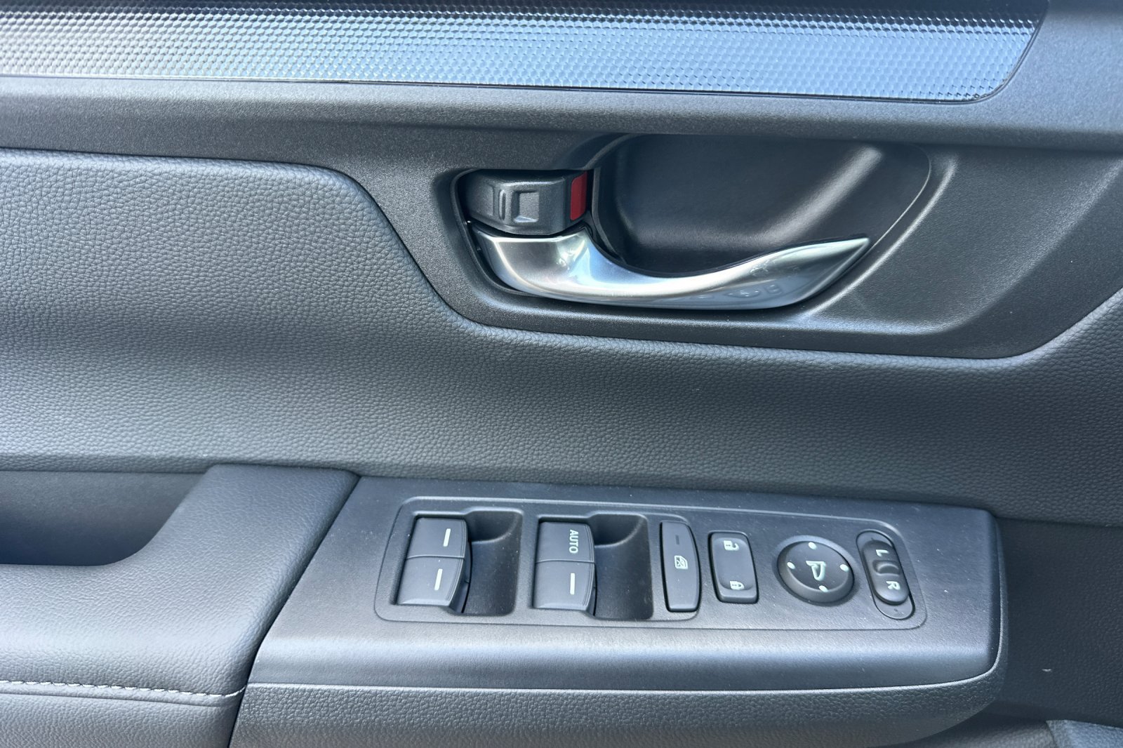 New 2026 Honda CR-V LX image 11