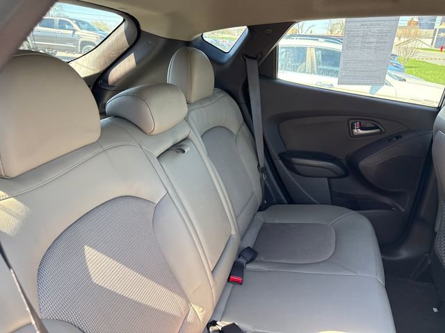 Used 2014 Hyundai Tucson SE image 14