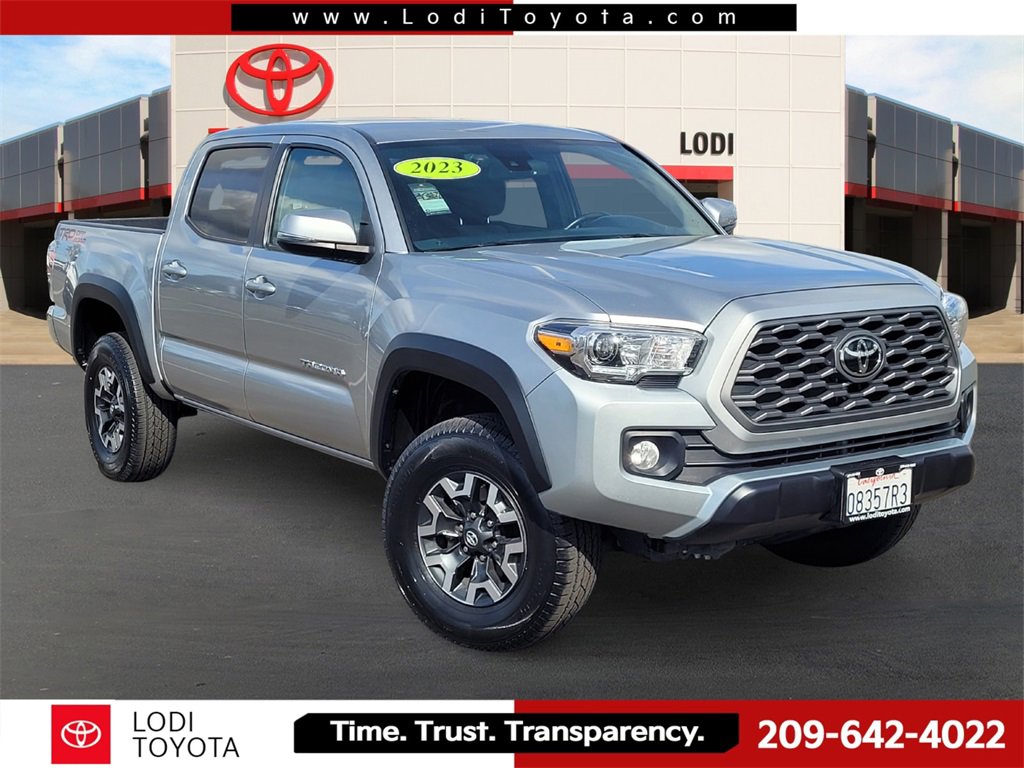 Used 2023 Toyota Tacoma TRD Off-Road image 1