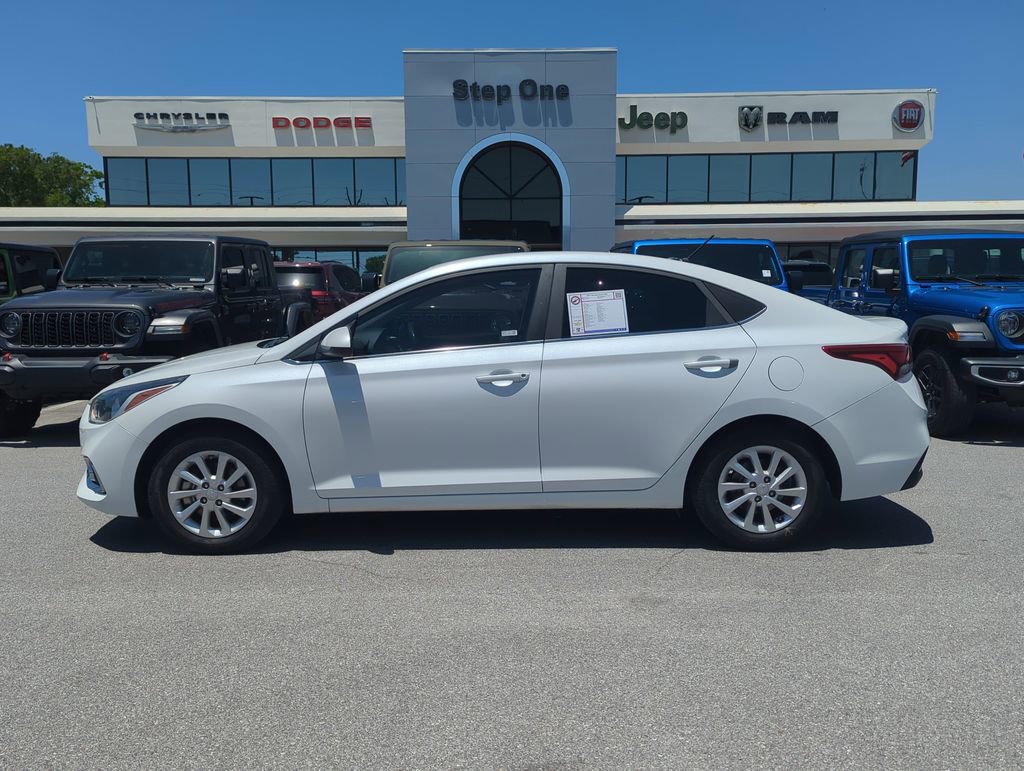 Used 2019 Hyundai Accent SEL FWD image 4