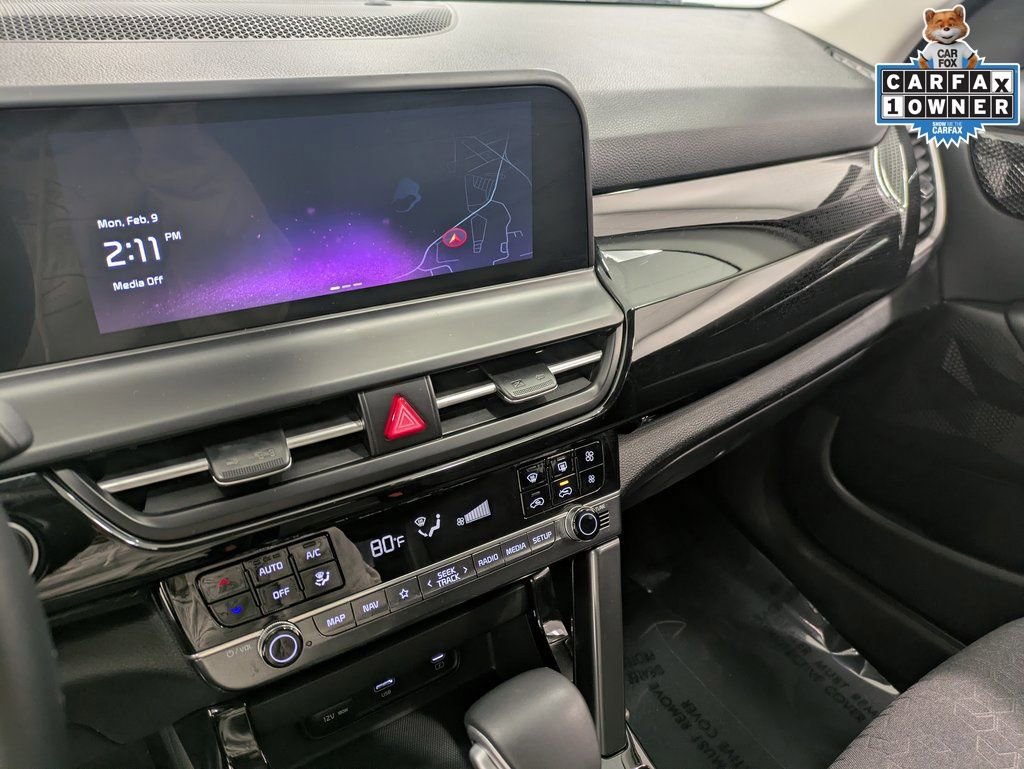 Certified 2025 Kia Seltos S image 11