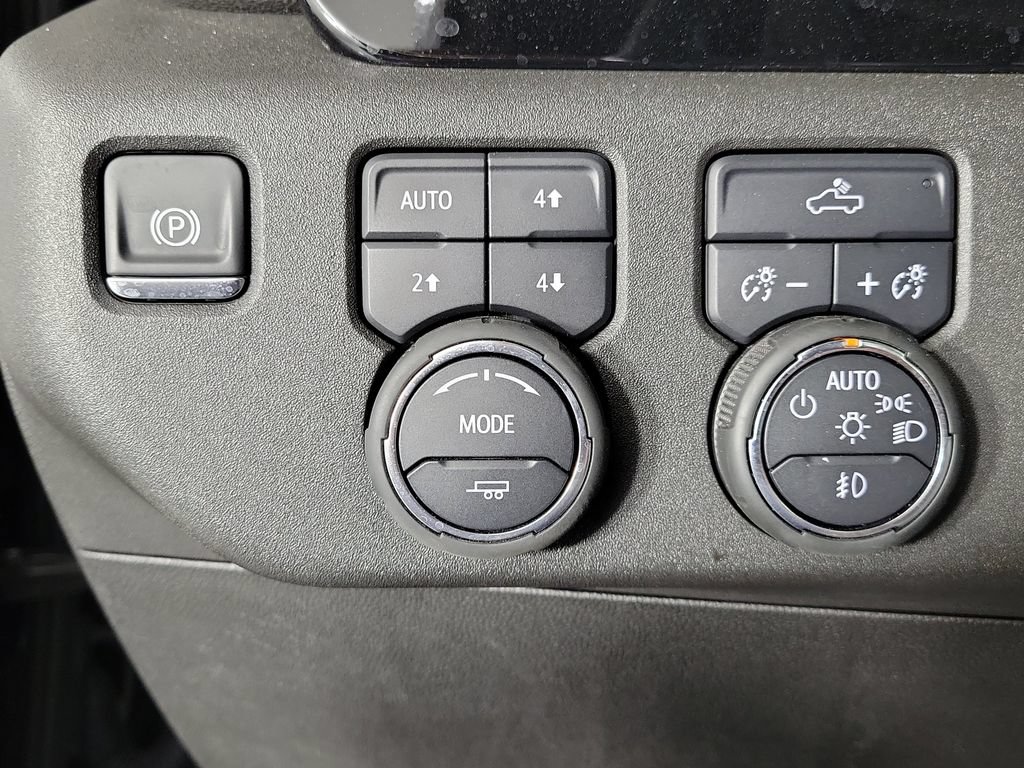 Used 2025 Chevrolet Silverado 1500 RST w/ Convenience Package II AWD/4WD image 29