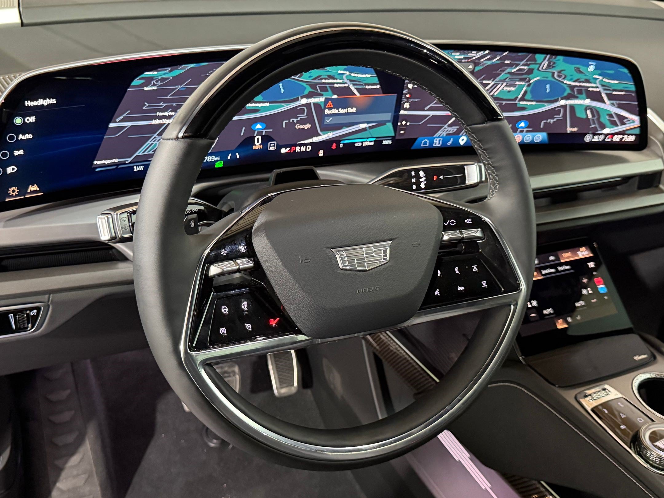New 2026 Cadillac Vistiq Luxury AWD/4WD image 15