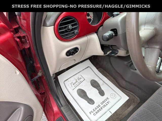 Used 2005 Chrysler PT Cruiser Touring w/ Moonroof Group image 16