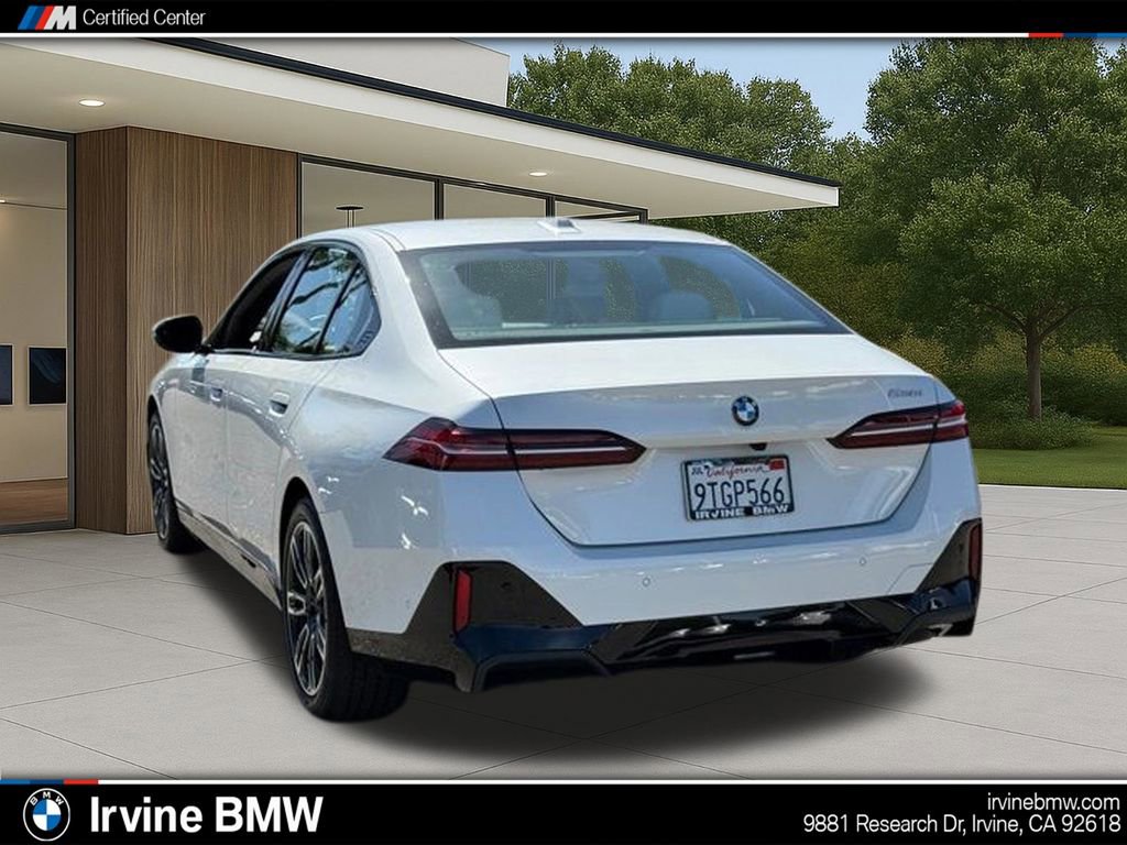 Used 2025 BMW 530i w/ M Sport Package image 11