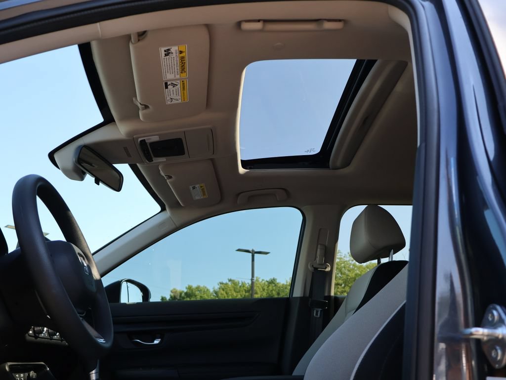 Certified 2025 Honda CR-V EX image 31