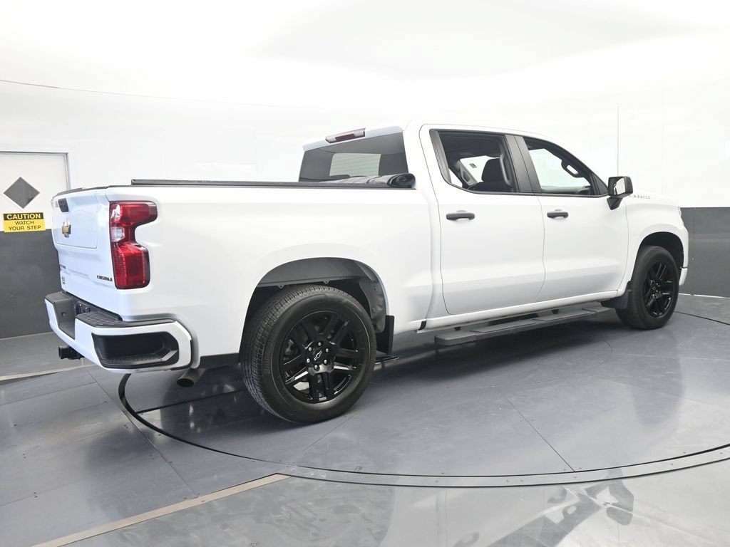 Used 2024 Chevrolet Silverado 1500 Custom RWD image 6