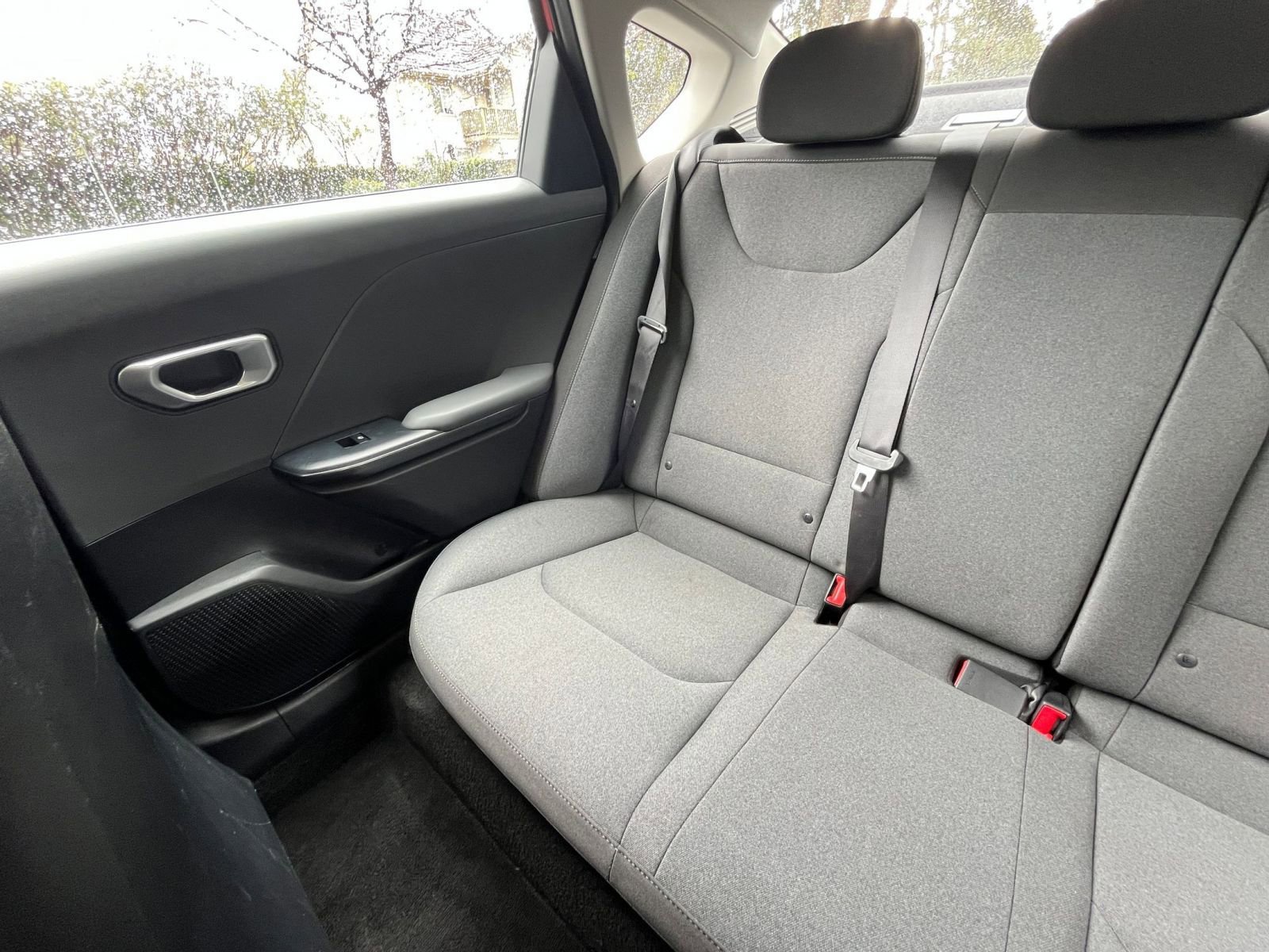 Used 2025 Kia K4 LXS image 39