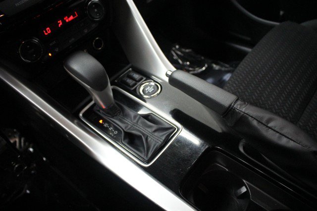 Used 2023 Mitsubishi Eclipse Cross LE image 18