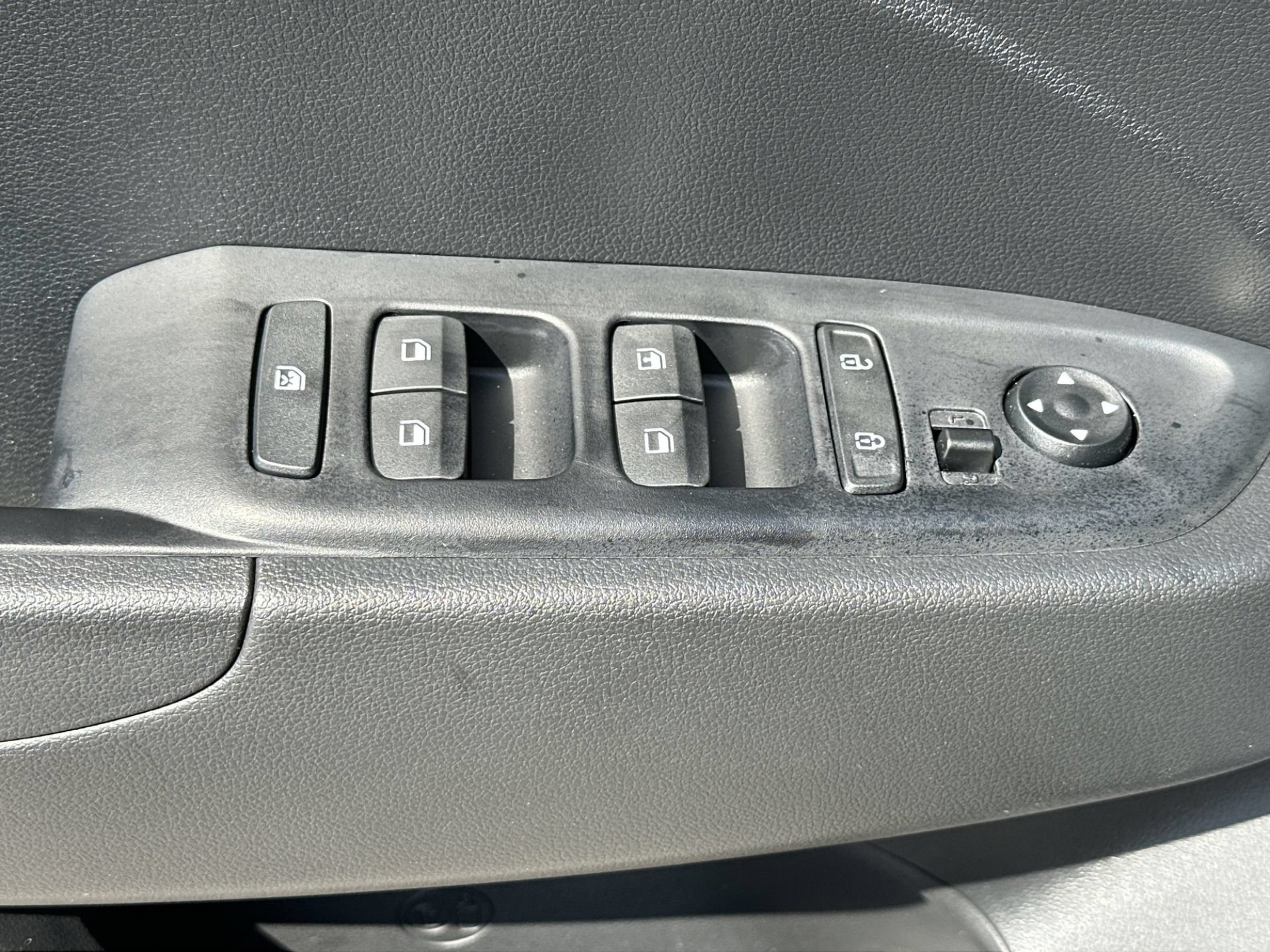 New 2026 Hyundai Venue SE FWD image 15