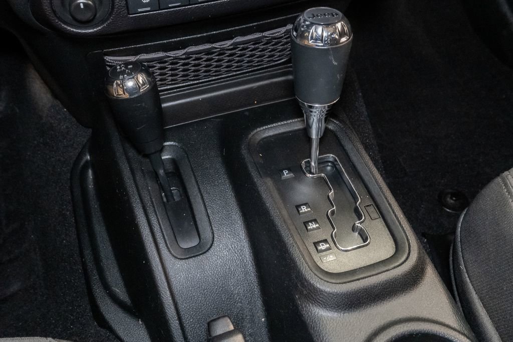 Used 2017 Jeep Wrangler Unlimited Sport w/ Quick Order Package 24S image 17