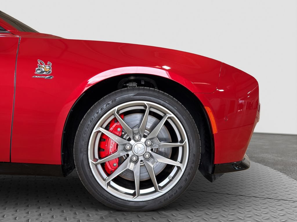 Used 2025 Dodge Charger Daytona Scat Pack w/ Track Pack AWD/4WD image 9