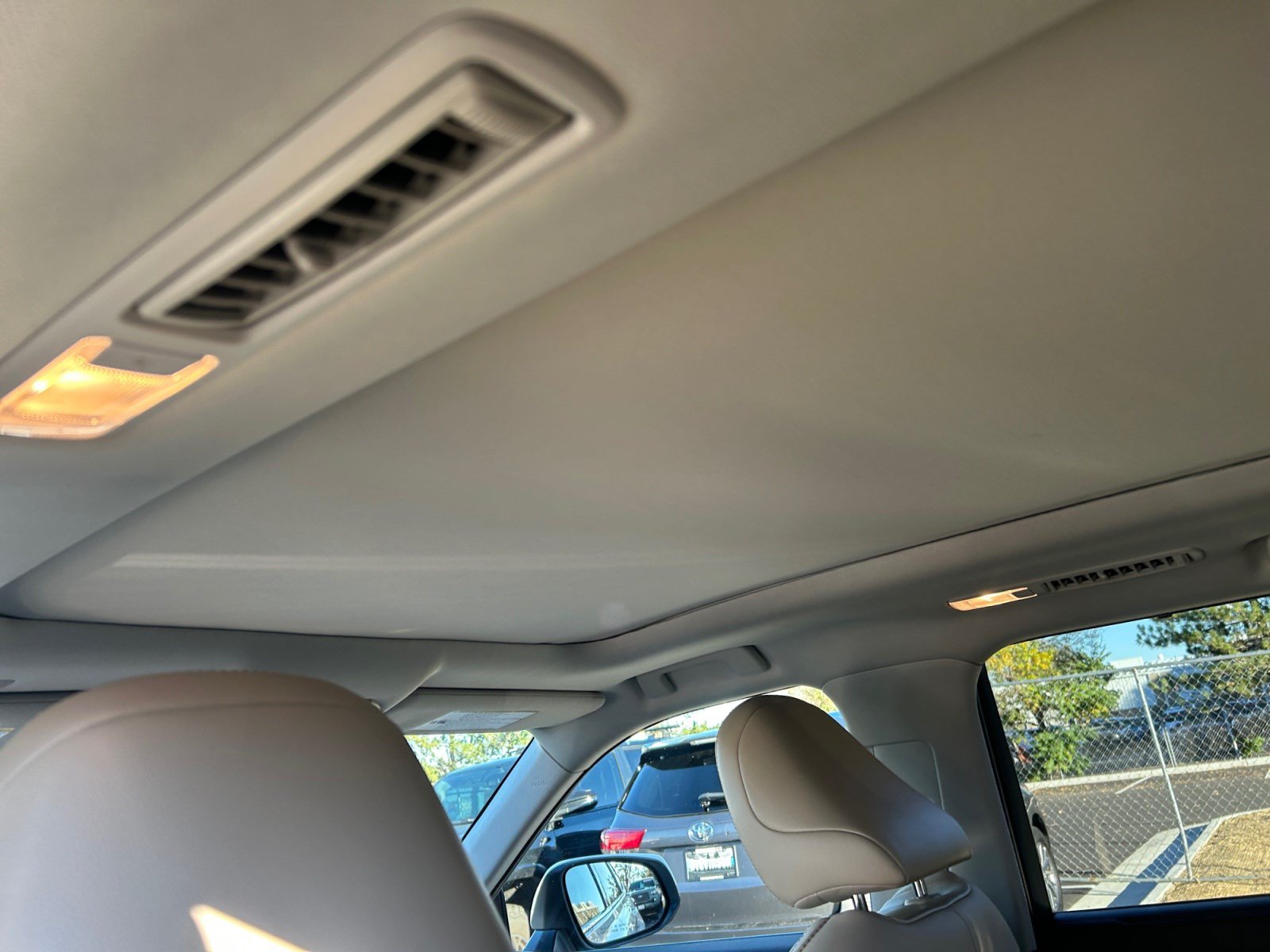 Used 2021 Toyota Highlander Platinum AWD/4WD image 31