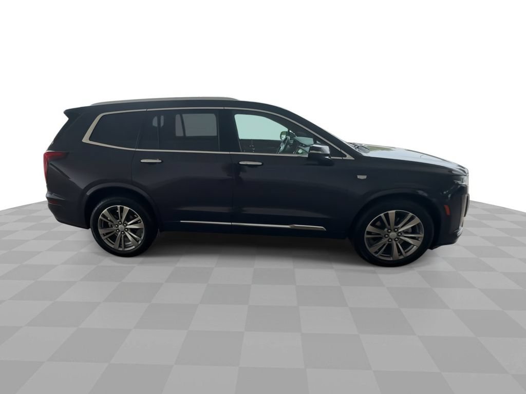 Certified 2025 Cadillac XT6 Premium Luxury AWD/4WD image 9