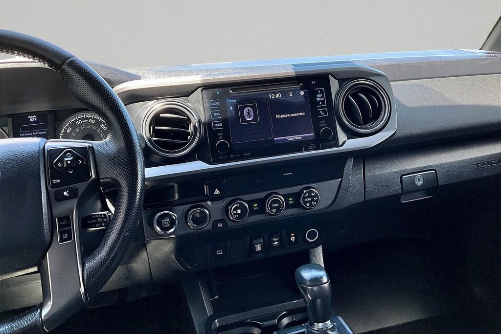 Used 2019 Toyota Tacoma TRD Off-Road AWD/4WD image 7