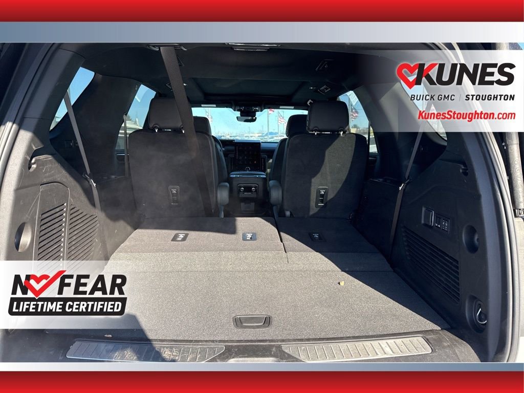 Used 2025 GMC Yukon AT4 w/ AT4 Premium Package image 38