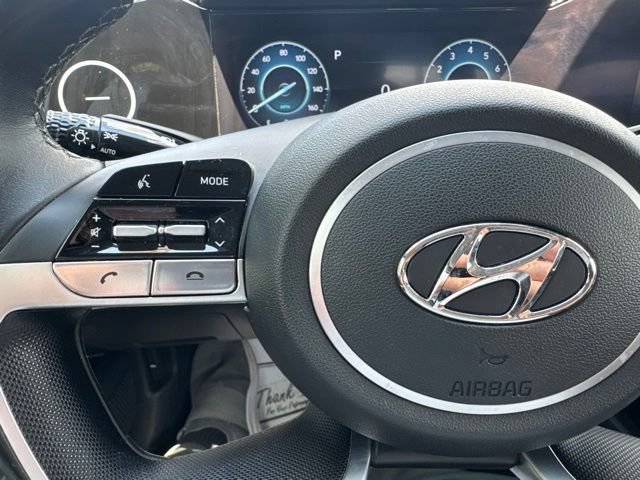 Used 2023 Hyundai Elantra SEL w/ Convenience Package FWD image 17