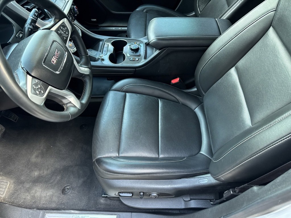 Used 2023 GMC Acadia SLT image 15