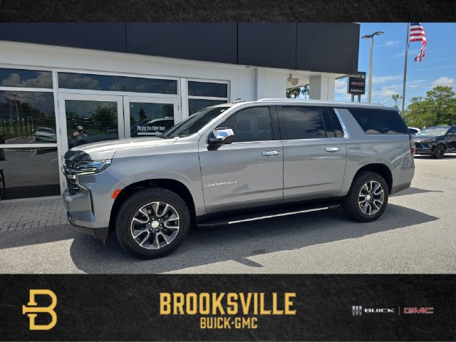 Certified 2024 Chevrolet Suburban LT AWD/4WD image 1