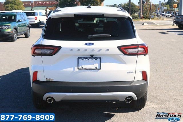New 2025 Ford Escape SE w/ PHEV Premium Package FWD image 6