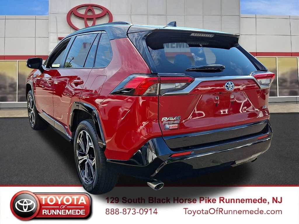 Certified 2023 Toyota RAV4 XSE w/ Weather Package AWD/4WD image 4