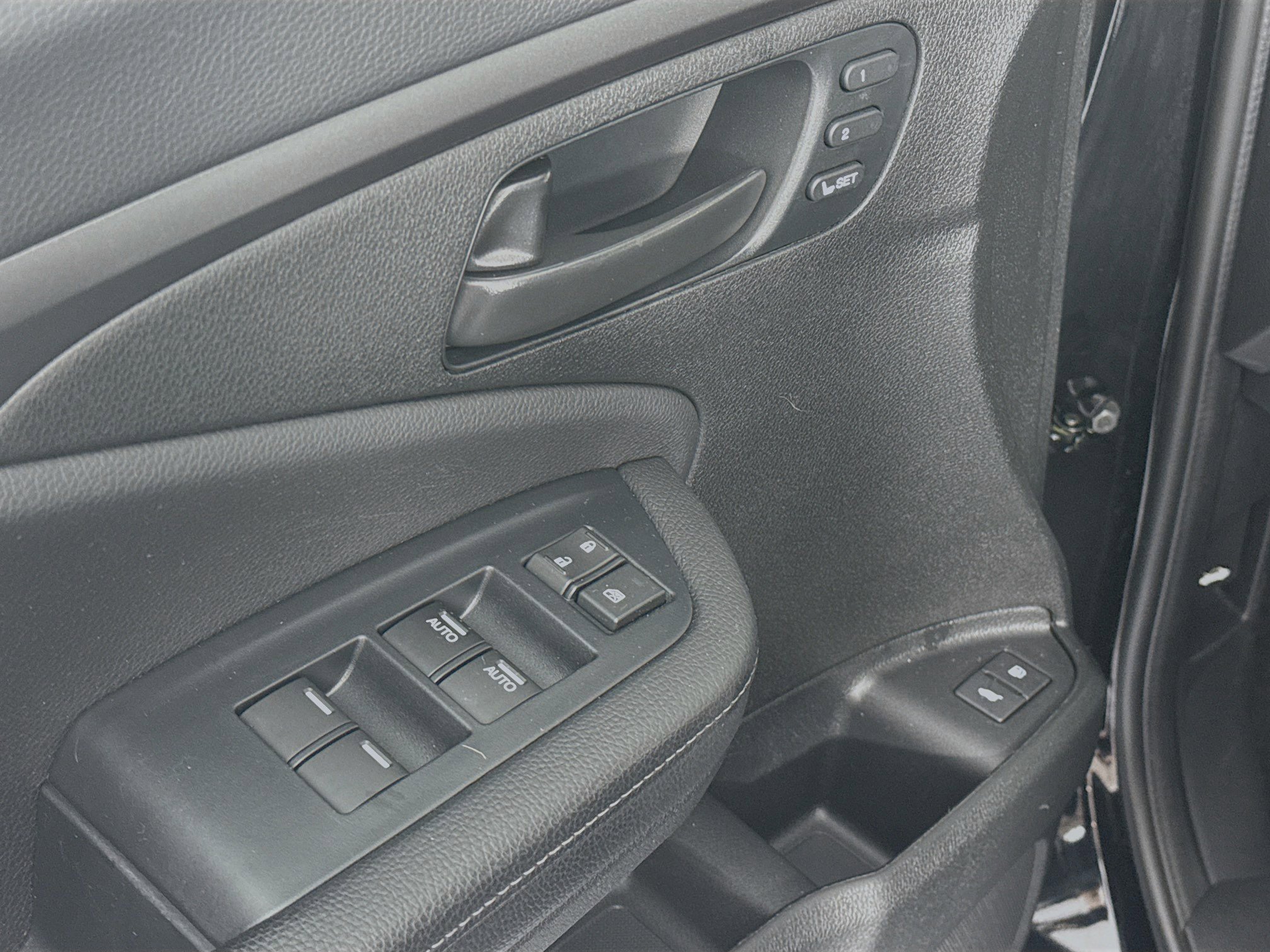 Certified 2023 Honda Passport EX-L image 17