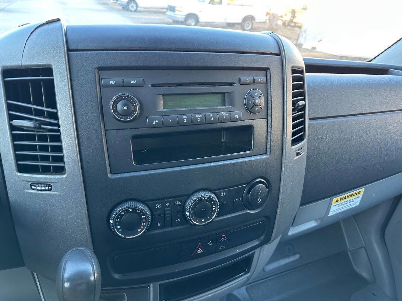 Used 2013 Mercedes-Benz Sprinter 2500 image 13