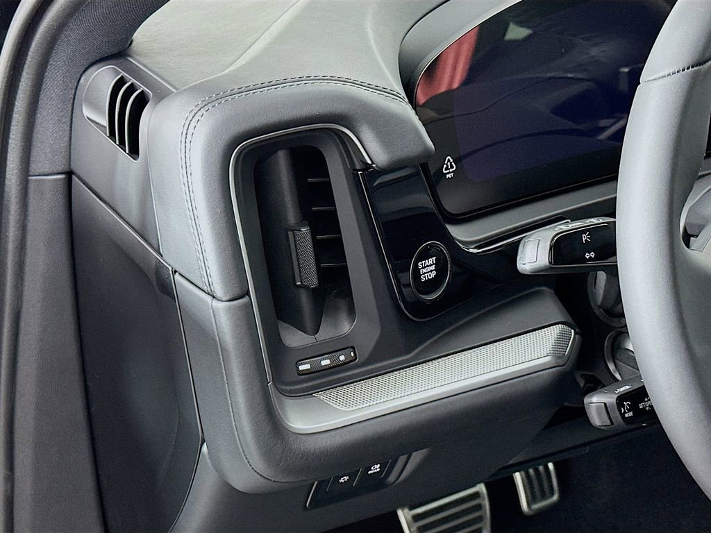 New 2026 Porsche Cayenne S image 11