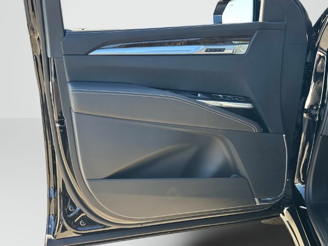 New 2027 Cadillac Escalade ESV Platinum Sport w/ LPO, ONYX Package AWD/4WD image 8