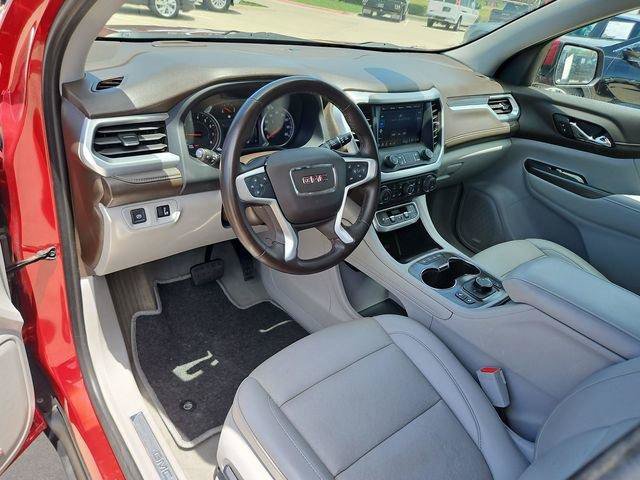 Used 2023 GMC Acadia SLT AWD/4WD image 10