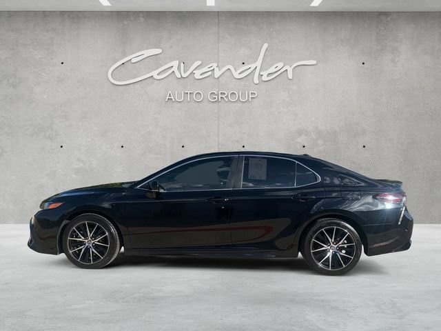 Used 2022 Toyota Camry SE FWD image 14