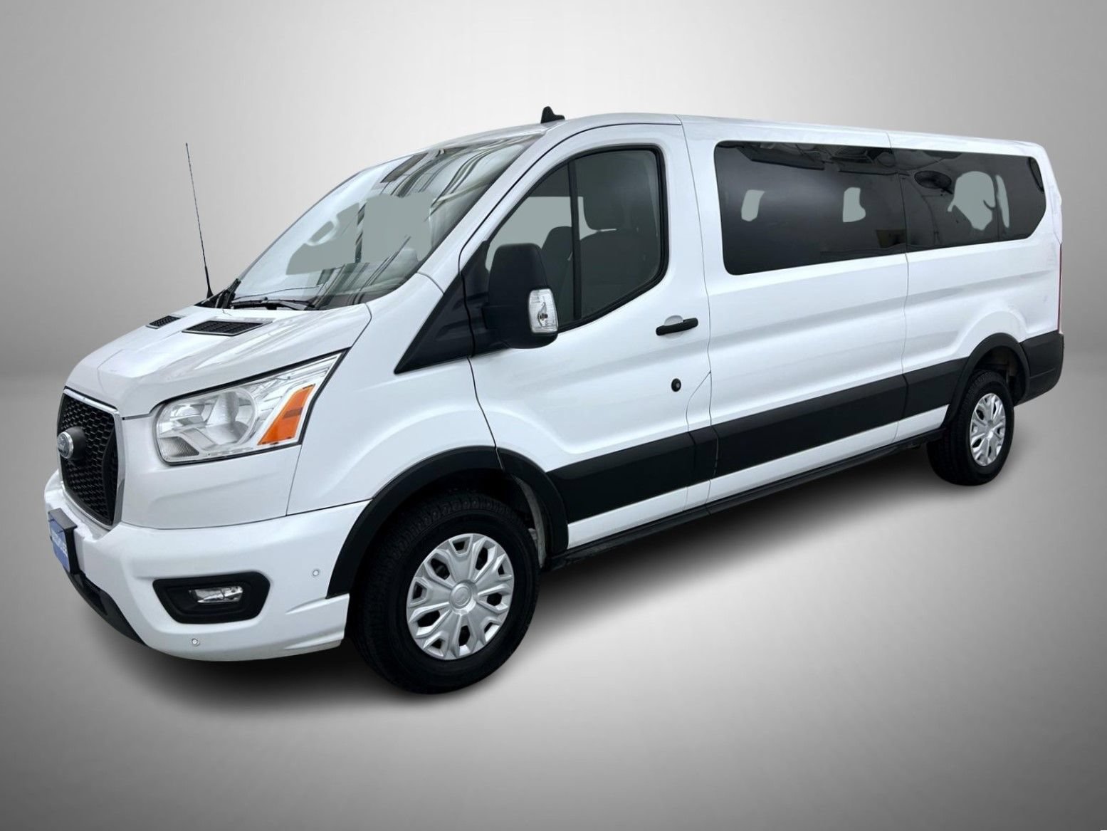Used 2022 Ford Transit 350 XLT RWD image 1