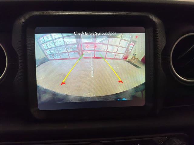 Certified 2023 Jeep Wrangler Unlimited Sahara w/ Cold Weather Group image 19